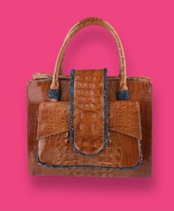 Bei Lakota Schuhe gibt es auch die passenden Taschen